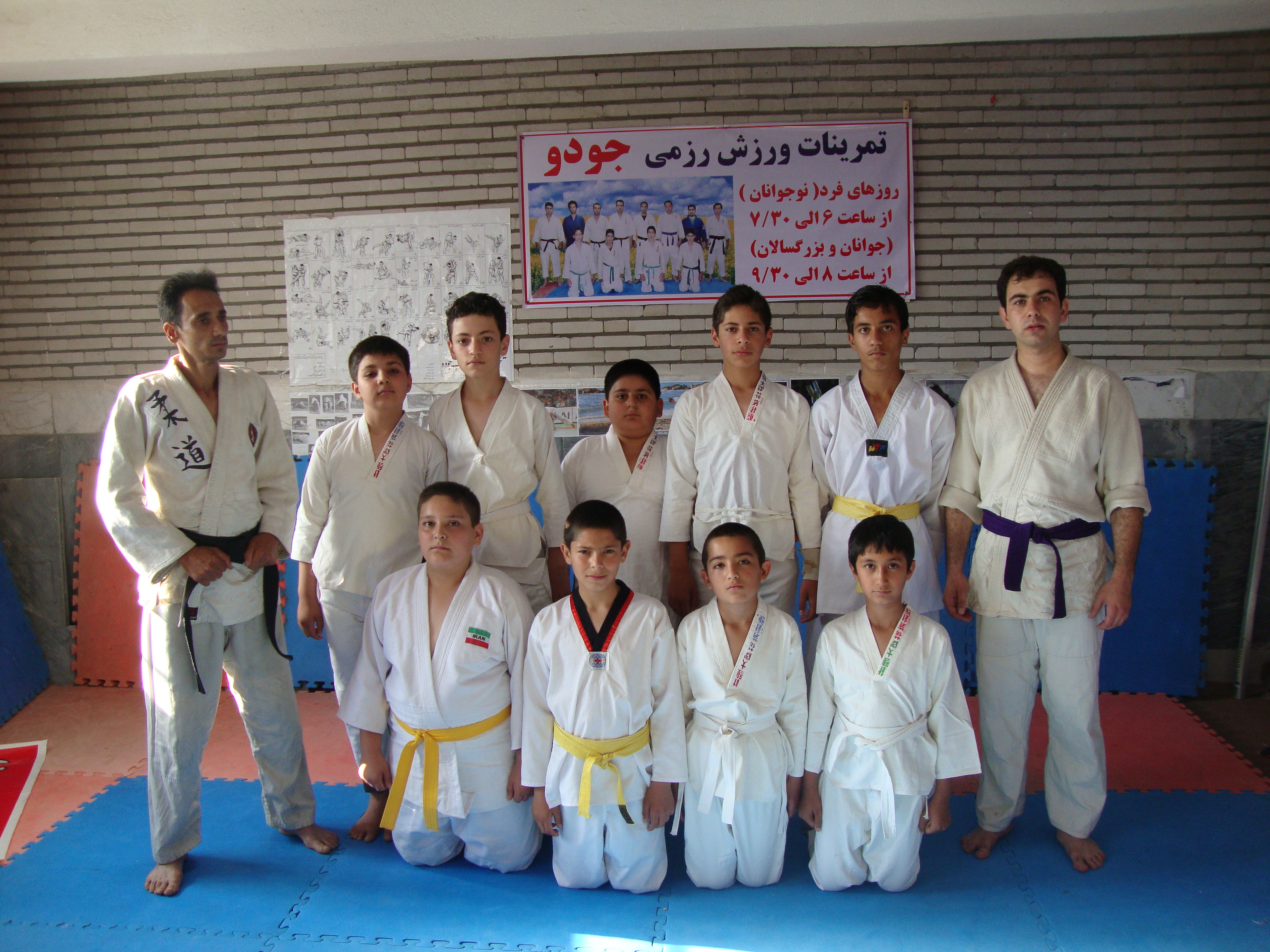 http://s9.picofile.com/file/8268077426/DSC02274_.JPG