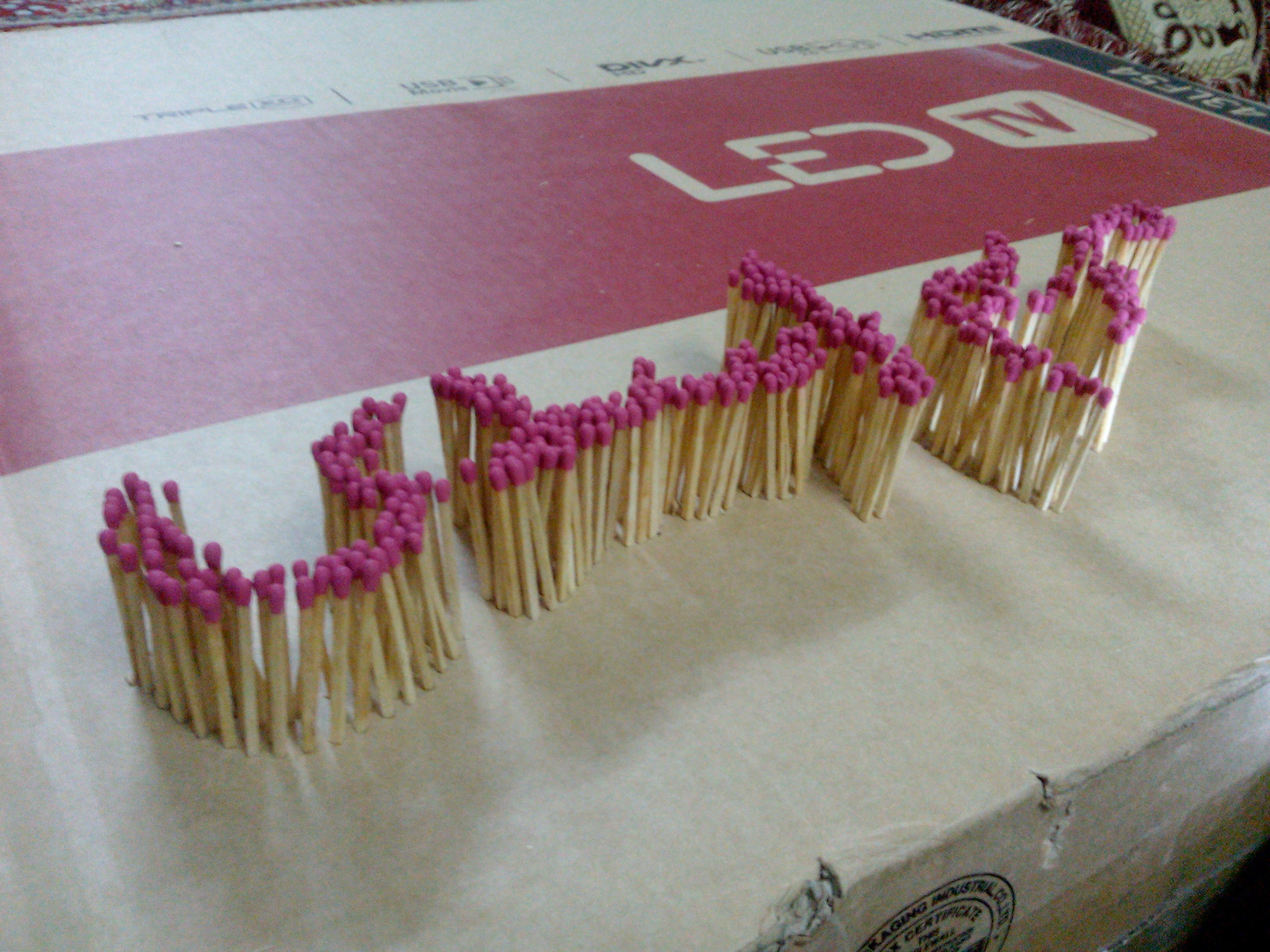 http://s9.picofile.com/file/8268784976/00989331332218_6_.jpg