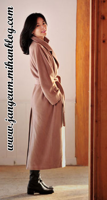 http://s9.picofile.com/file/8271849168/magazine1.jpg