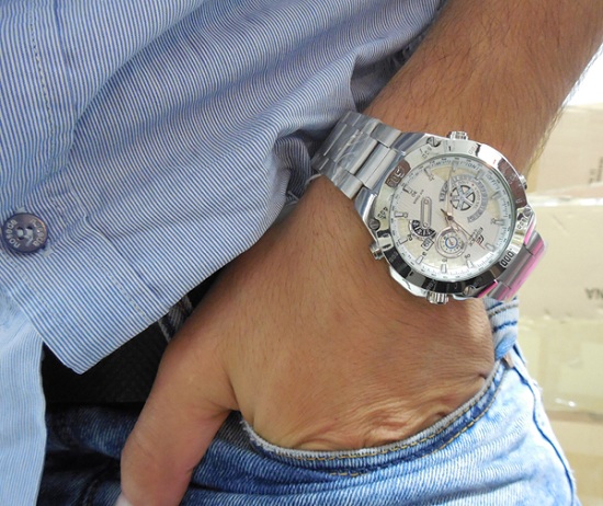 ساعت مچی casio 1100 صفحه سفید