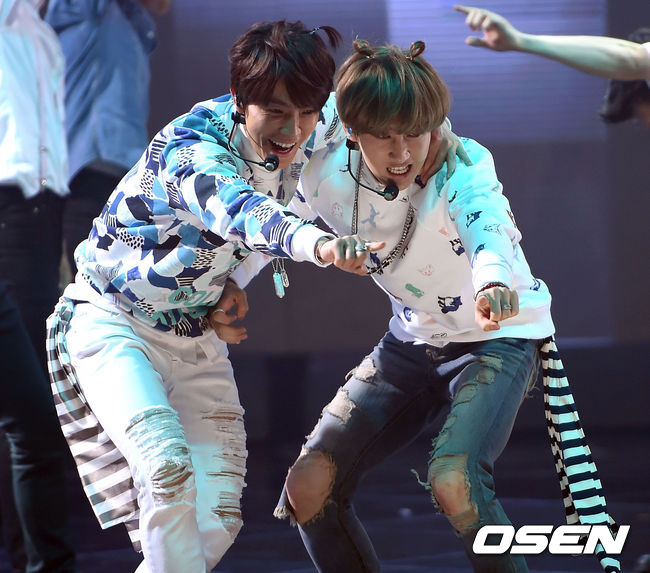 http://s9.picofile.com/file/8275543250/150319_mcountdown_osen_2.jpg