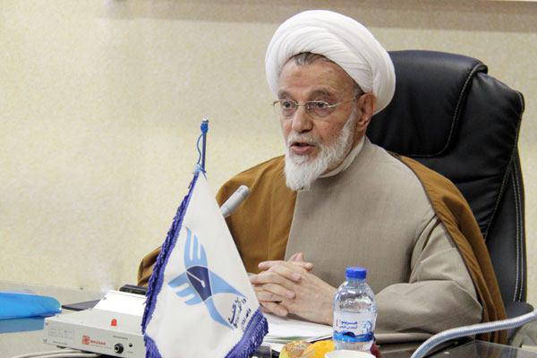 نخستین نشست هم اندیشی وحدت حوزه و دانشگاه با سخنرانی آیت الله هاشم هاشم زاده هریسی عضو مجلس خبرگان رهبری و با حضور دکترشجاع رییس واحد ،حجه الاسلام حاج آقاسراج مسئول دفترنهادنمایندگی مقام معظم رهبری درواحدرودهن ،دکترچلاجور معاون دانشجویی وفرهنگی واحدرودهن وتعدای از استادان دانشگاه آزاداسلامی واحد رودهن برگزار شد.