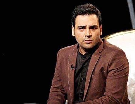 http://s9.picofile.com/file/8279894300/ehsan_alikhani_5.jpg