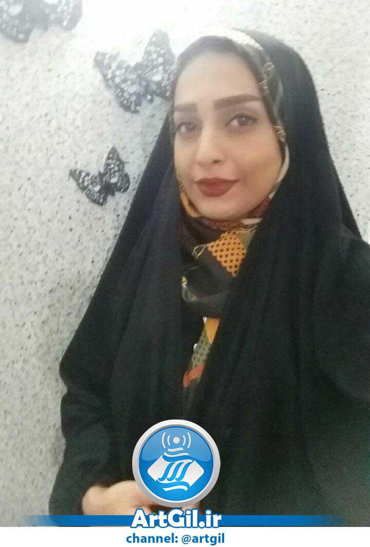 مصاحبه اختصاصی آرت گیل با فاطمه شفیعی ،کارگردان نمایش “کارگران مشغول کارند”