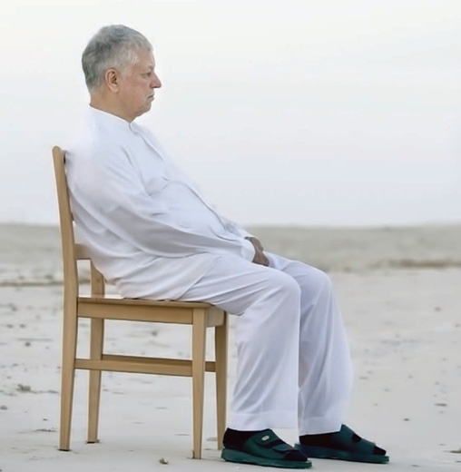 تنهایی هاشمی