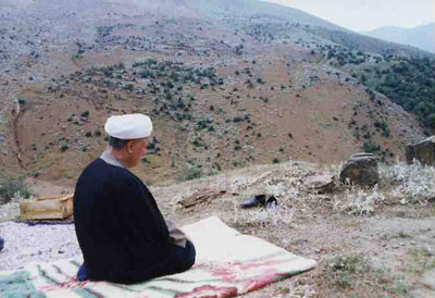 تنهایی حضور در پیشگاه الهی