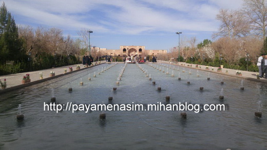 http://s9.picofile.com/file/8290641118/4_3_.jpg