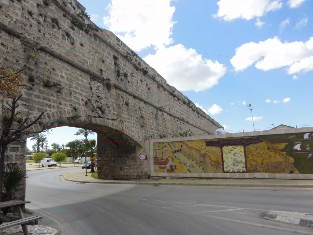 http://s9.picofile.com/file/8290888218/257.jpg