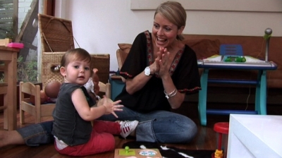 http://s9.picofile.com/file/8295117700/CHILD_Encouraging_Behaviour.jpg