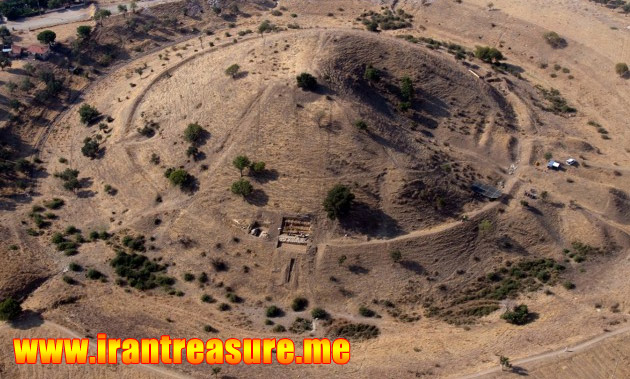 http://s9.picofile.com/file/8296177584/tumulus951.jpg