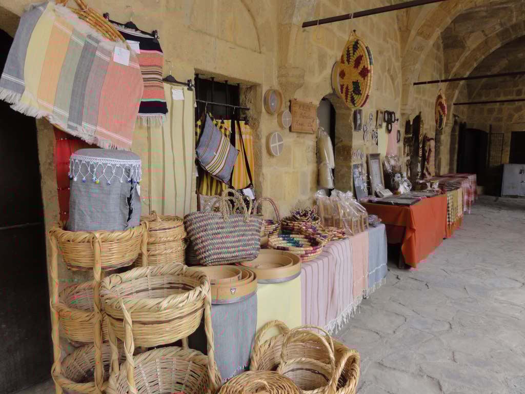 http://s9.picofile.com/file/8296766650/355.jpg