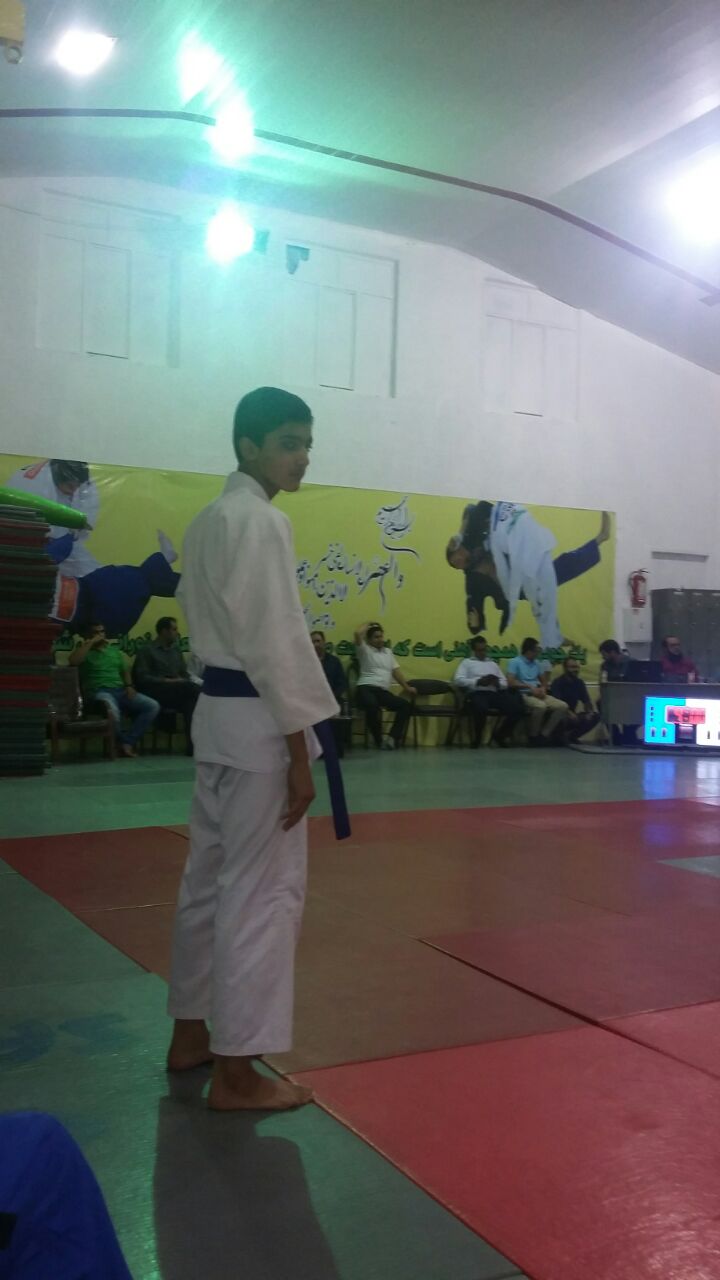 http://s9.picofile.com/file/8298650834/photo5935963318302910928.jpg