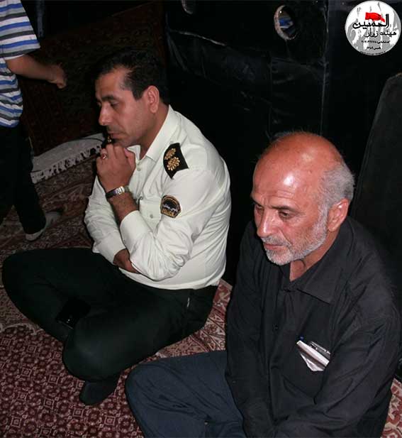 حضور نیروی انتظامی در مراسم پنجمین سالگرد شهادت شهیدمحمدعلی دولت آبادی هیئت زوارالحسین(ع) درحسینیه شهیددولت آبادی-شهدای فاتب