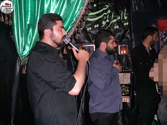 مداحی وسینه زنی درمراسم پنجمین سالگرد شهادت شهیدمحمدعلی دولت آبادی هیئت زوارالحسین(ع) درحسینیه شهیددولت آبادی-شهدای نیروی انتظامی