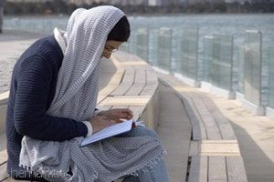 همیشه این قسمت فیلم را خیلی دوست داشته ام ، منبع :
http://mahfeladabi.com/post/9387 همیشه این قسمت فیلم را خیلی دوست داشته ام