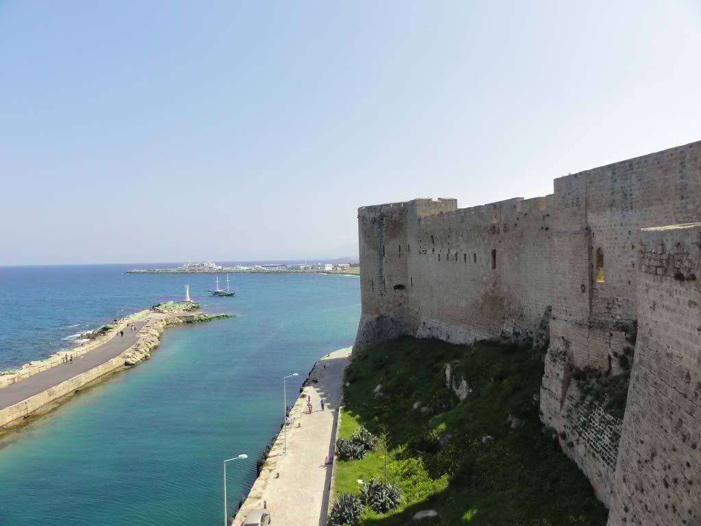 http://s9.picofile.com/file/8300389634/510.jpg