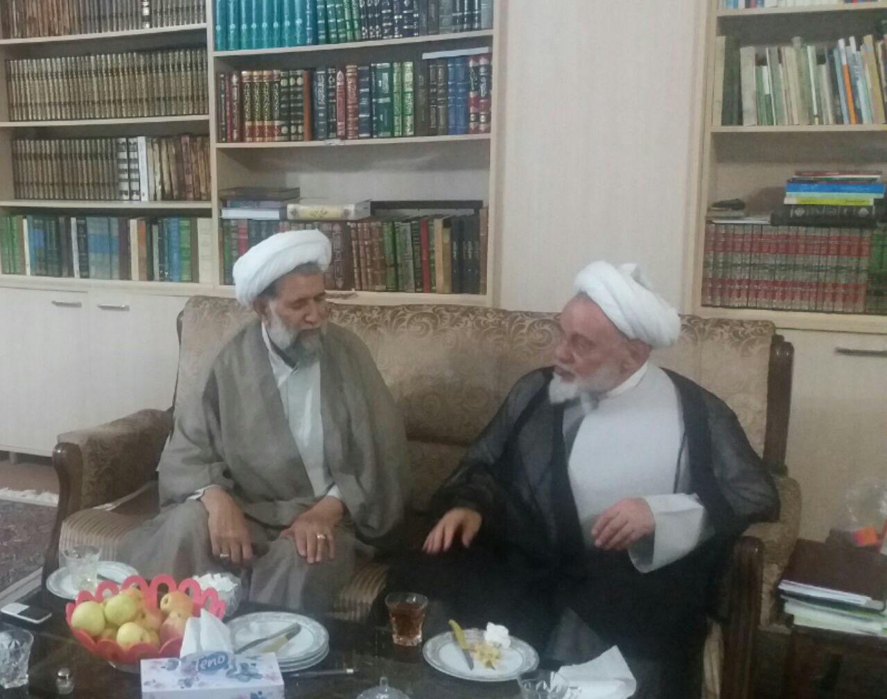 پیام تسلیت آیت الله دکتر هاشم زاده هریسی بمناسبت ارتحال حاج شیخ اسحاق سرایی فرزند مرحوم حضرت آیت الله حاج میرزا احمد سرایی و داماد مرحوم حضرت آیتالله حاج شیخ یوسف باقری بنابی