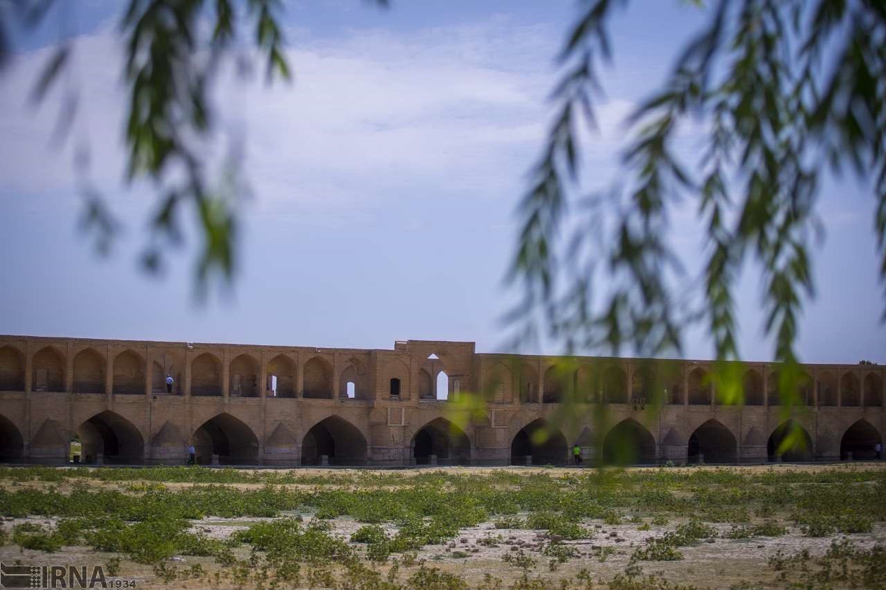 خشکی زاینده رود
