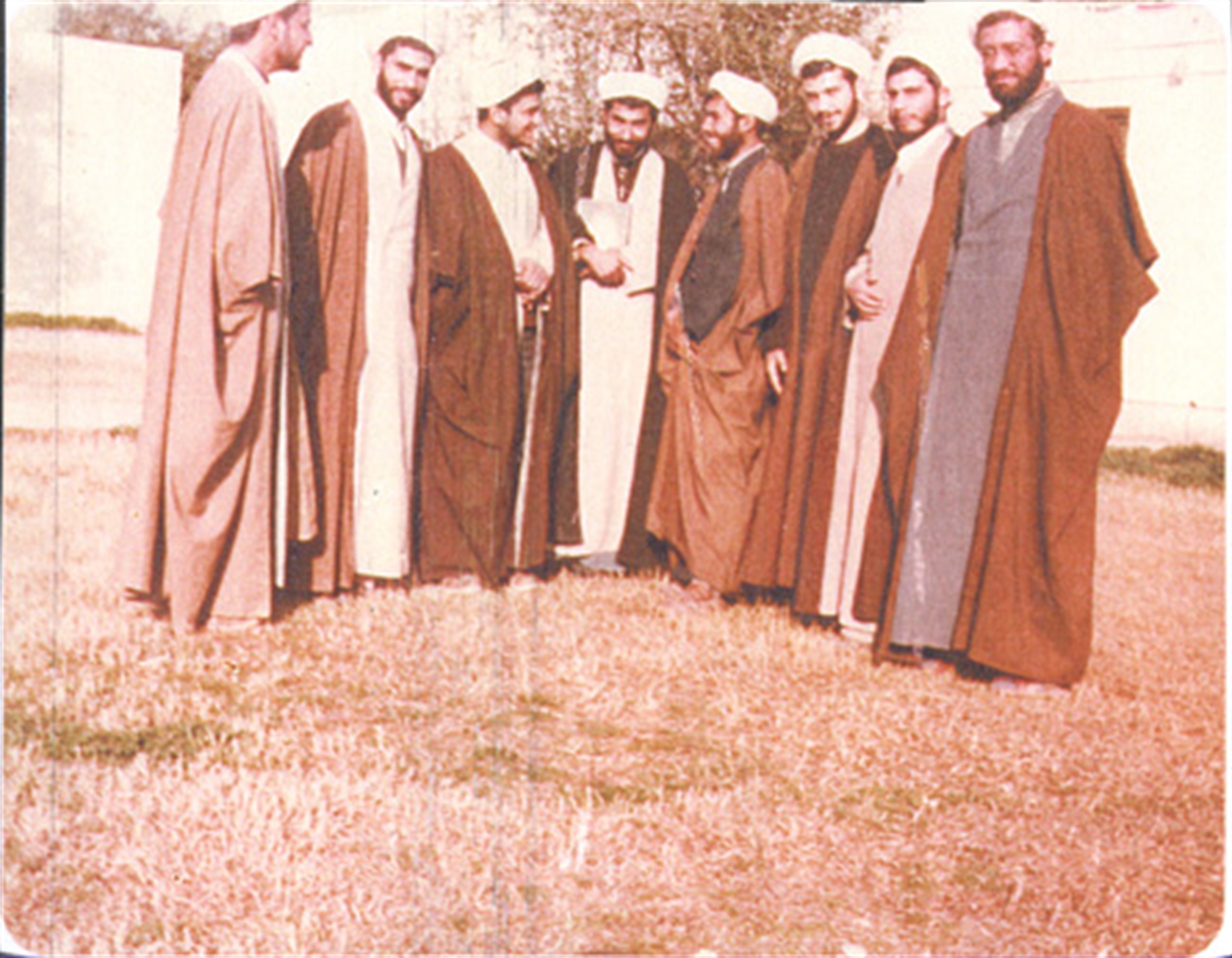 http://s9.picofile.com/file/8308878384/5410af5d45cf8.jpg