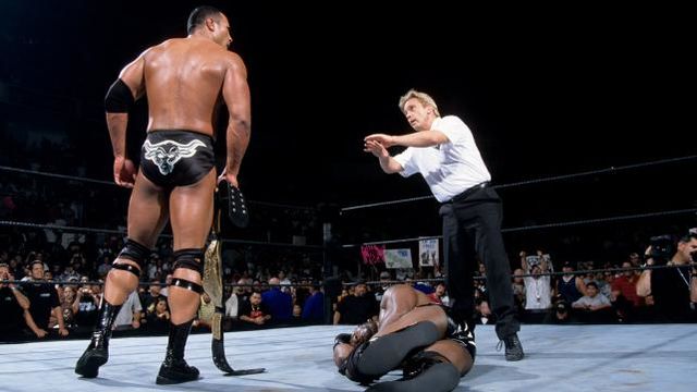 http://s9.picofile.com/file/8315105826/Summerslam_2001_18.jpg