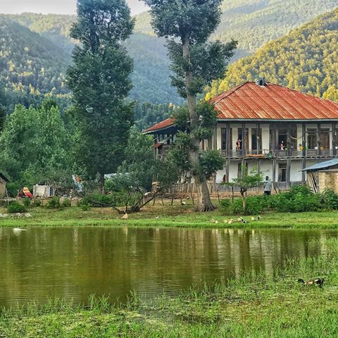روستای استخرگاه از جاذبه های گردشگری رودبار