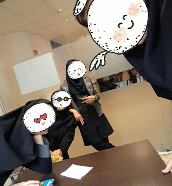 http://s9.picofile.com/file/8319917668/Untitled.png