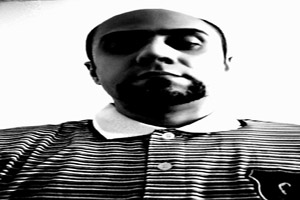 هیولا بهم نگاه کرد: گفتم تو چقدر بزرگی؟ ، منبع :
http://kolbehyetanhayi.mihanblog.com/post/5634 هیولا بهم نگاه
کرد: گفتم تو چقدر بزرگی؟