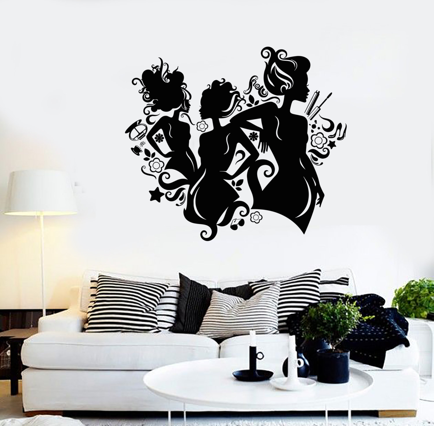 http://s9.picofile.com/file/8325033092/beauty_ABC_489_.jpg