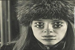 روزهای سختی بود و خواهد بود ، منبع :
http://kolbehyetanhayi.mihanblog.com/post/5641 روزهای سختی بود و
خواهد بود