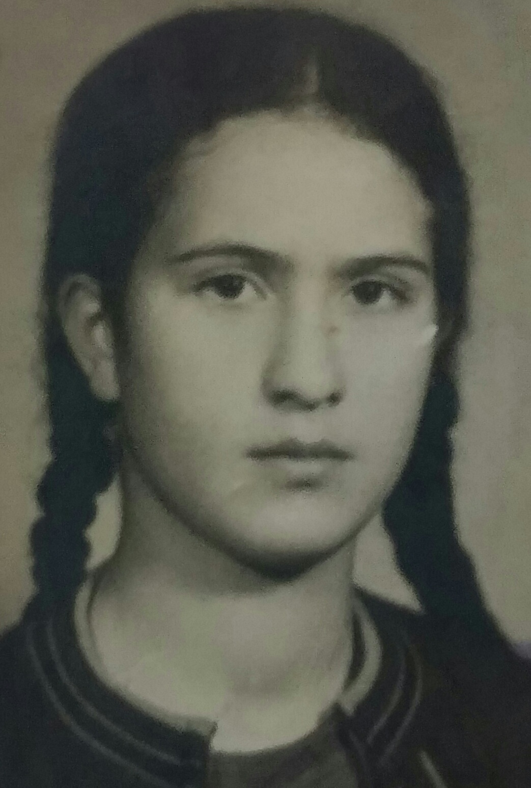 نکولعل آزاد