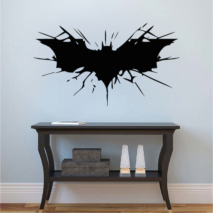 http://s9.picofile.com/file/8338648818/Batman_9_.jpg
