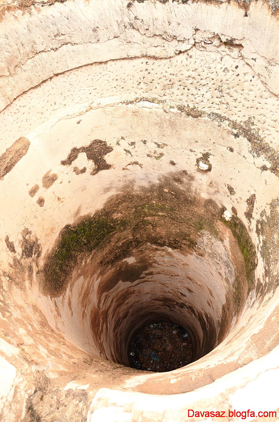 یکی از دو چاه ذخیره آب
