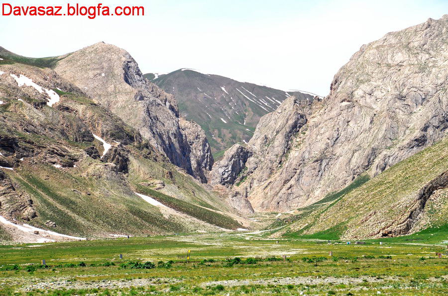 تنگه یونزا - به سمت گردنه خاتون بارگاه تنگه یونزا - به سمت گردنه خاتون بارگاه