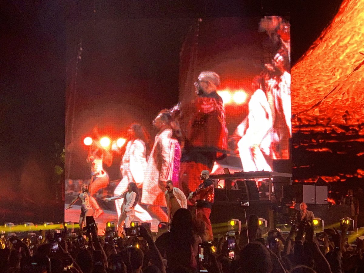 اجرای آهنگ Taki Taki در Coachella Valley Music and Arts Festival 2019 + دانلود اجرای آهنگ Taki Taki در Coachella Valley Music and Arts Festival 2019 + دانلود
