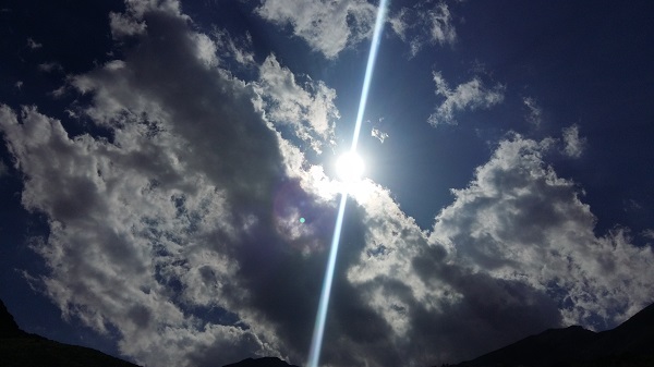 http://s9.picofile.com/file/8360742026/%D9%81%D9%82%D8%B7_%D8%B2%D9%86%D8%AF%D9%87_%D8%A7%D9%85_.jpg